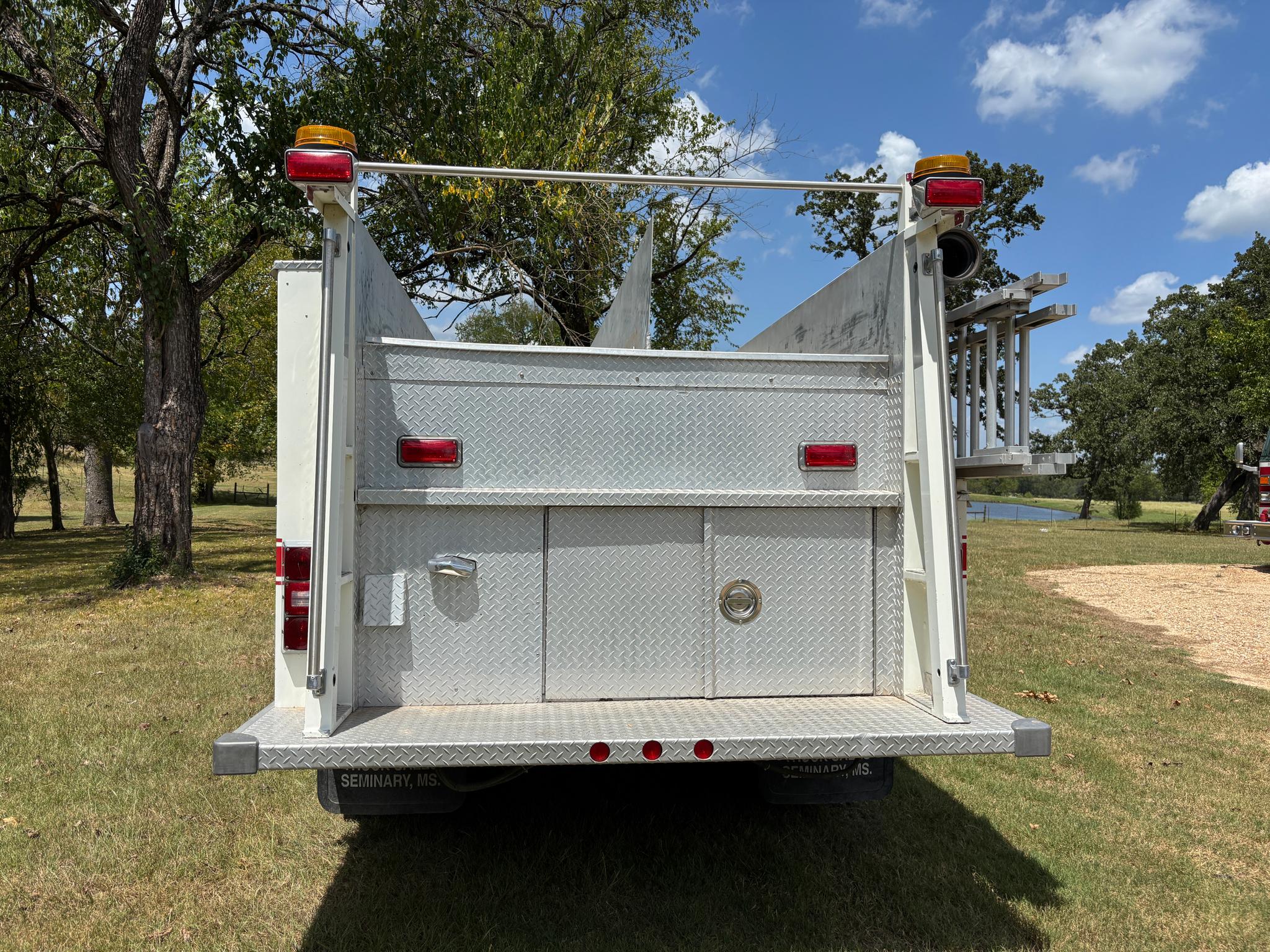 2000 Freightliner Pumper - image 3
