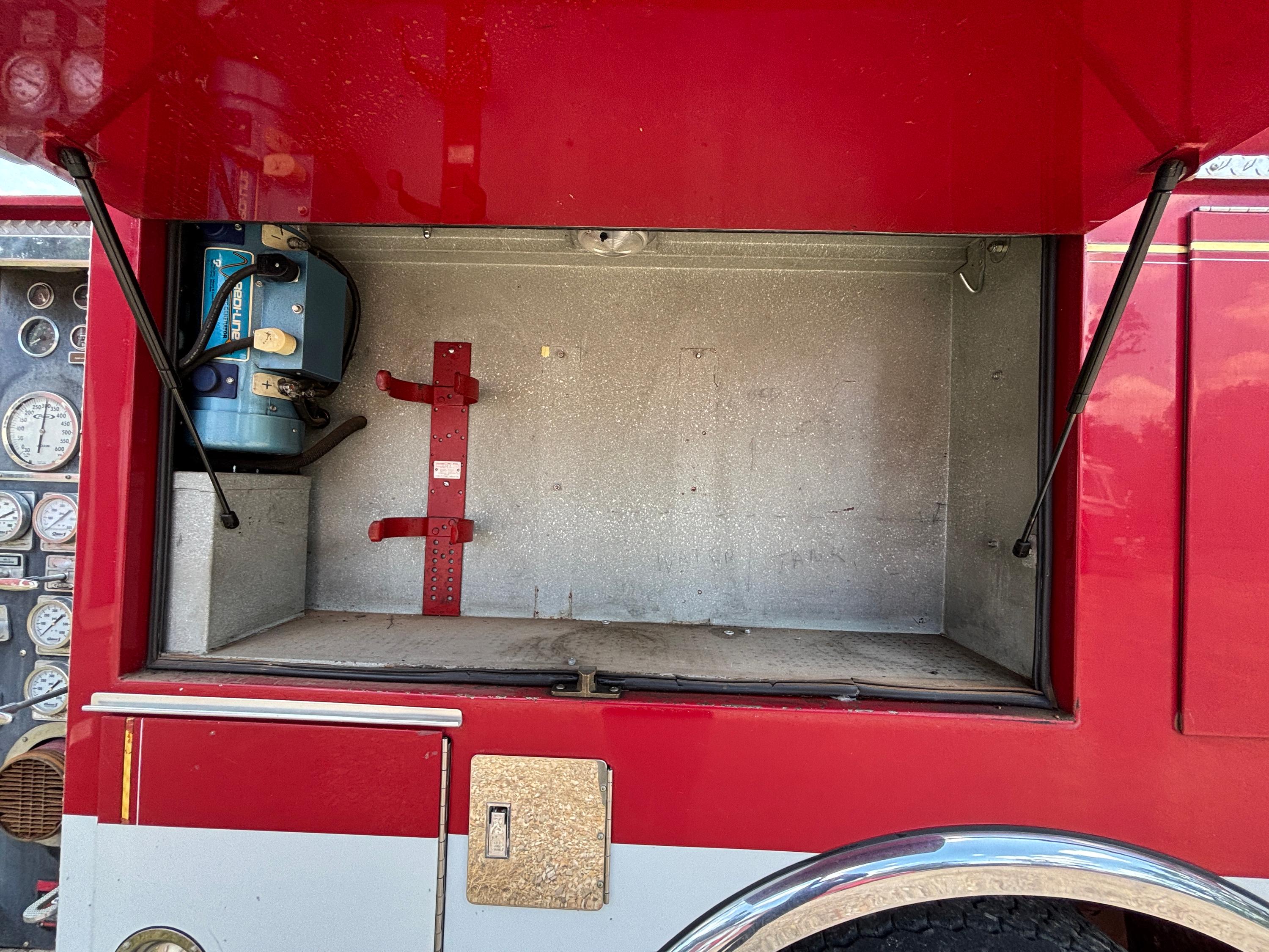 1987 Pierce Arrow Pumper - image 15