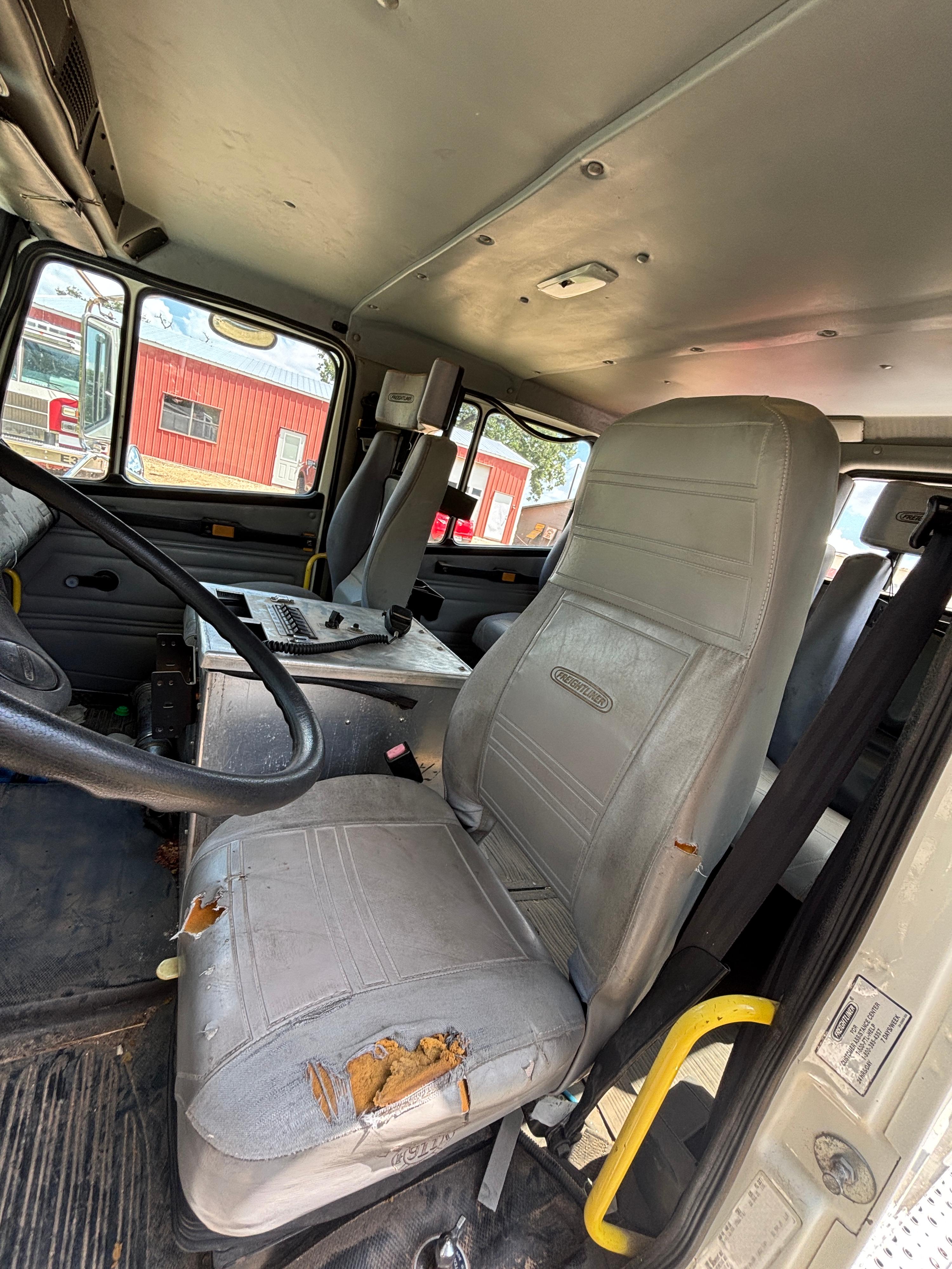 2000 Freightliner Pumper - image 14