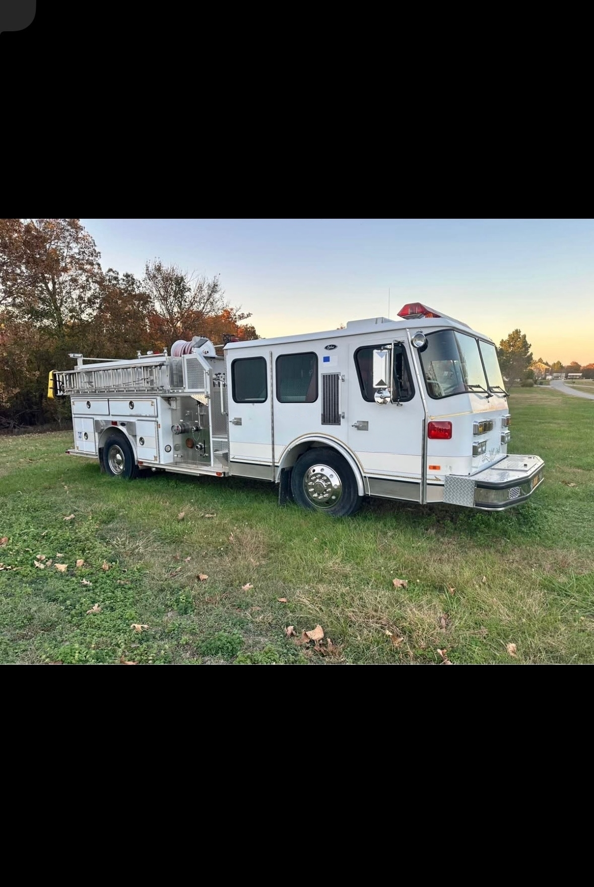 1993 E-One Cyclone Pumper - image 2