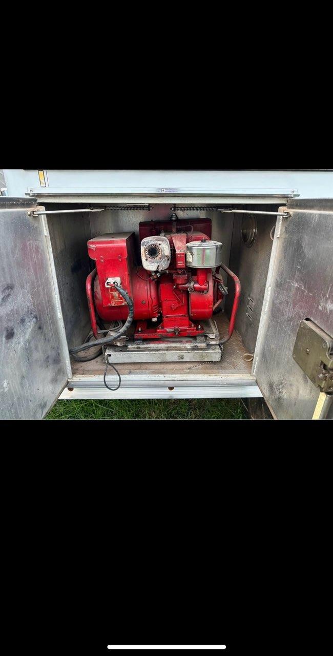 1993 E-One Cyclone Pumper - image 7
