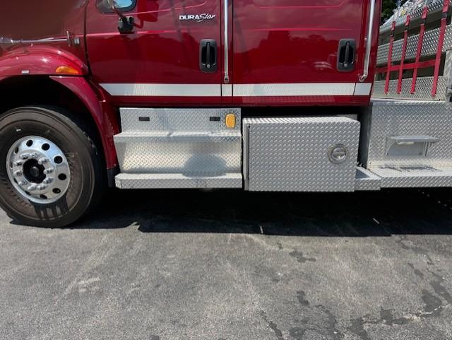 2011 International Sutphen Pumper - image 10
