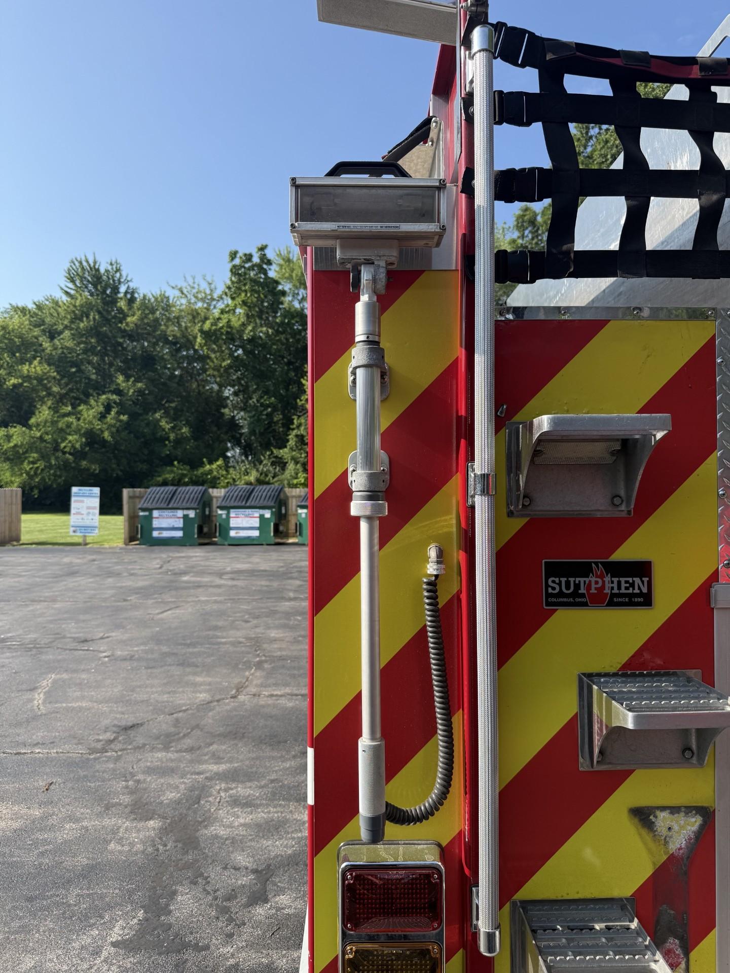 2011 International Sutphen Pumper - image 14