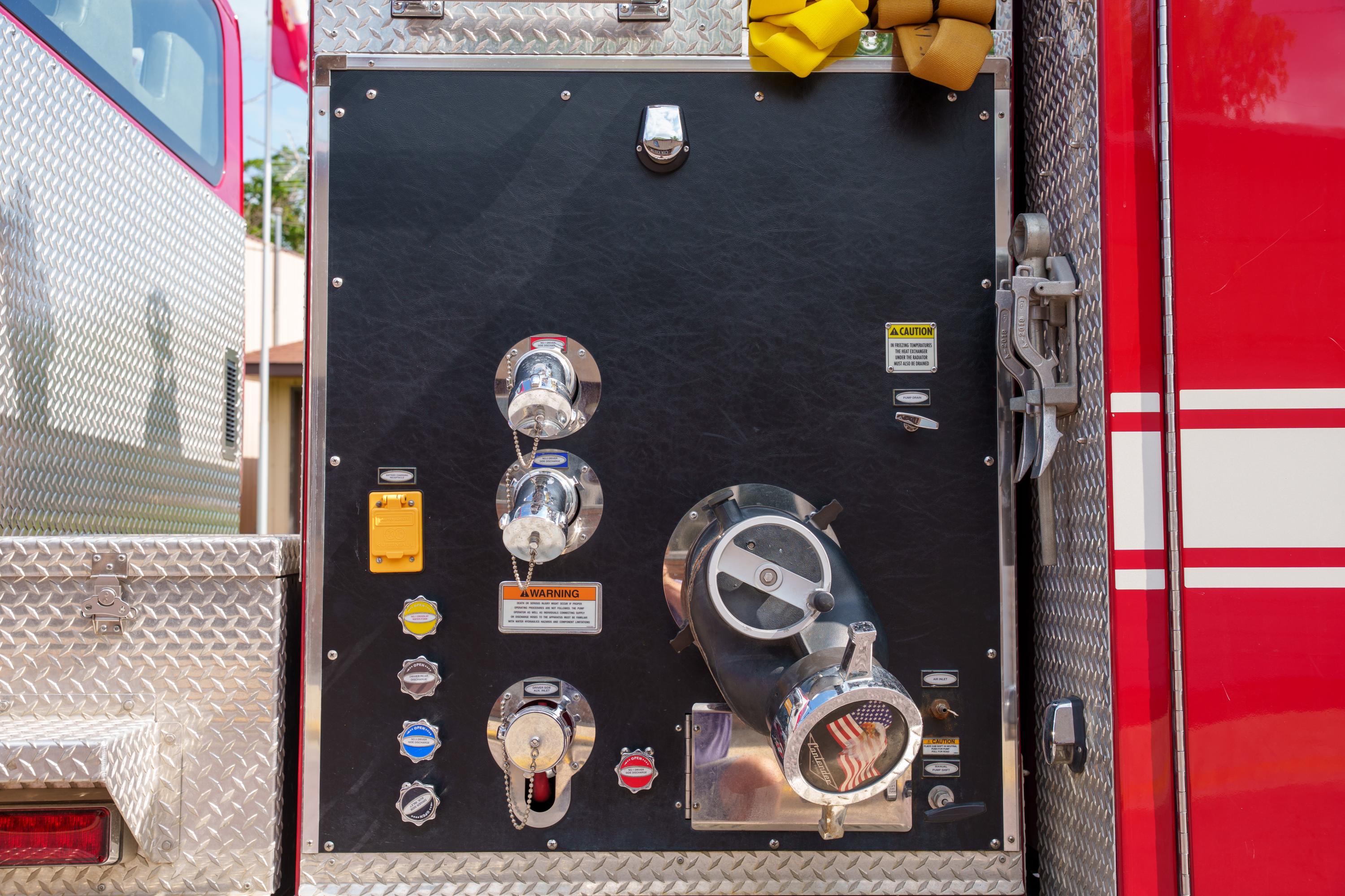 2005 Pierce International Pumper - image 21