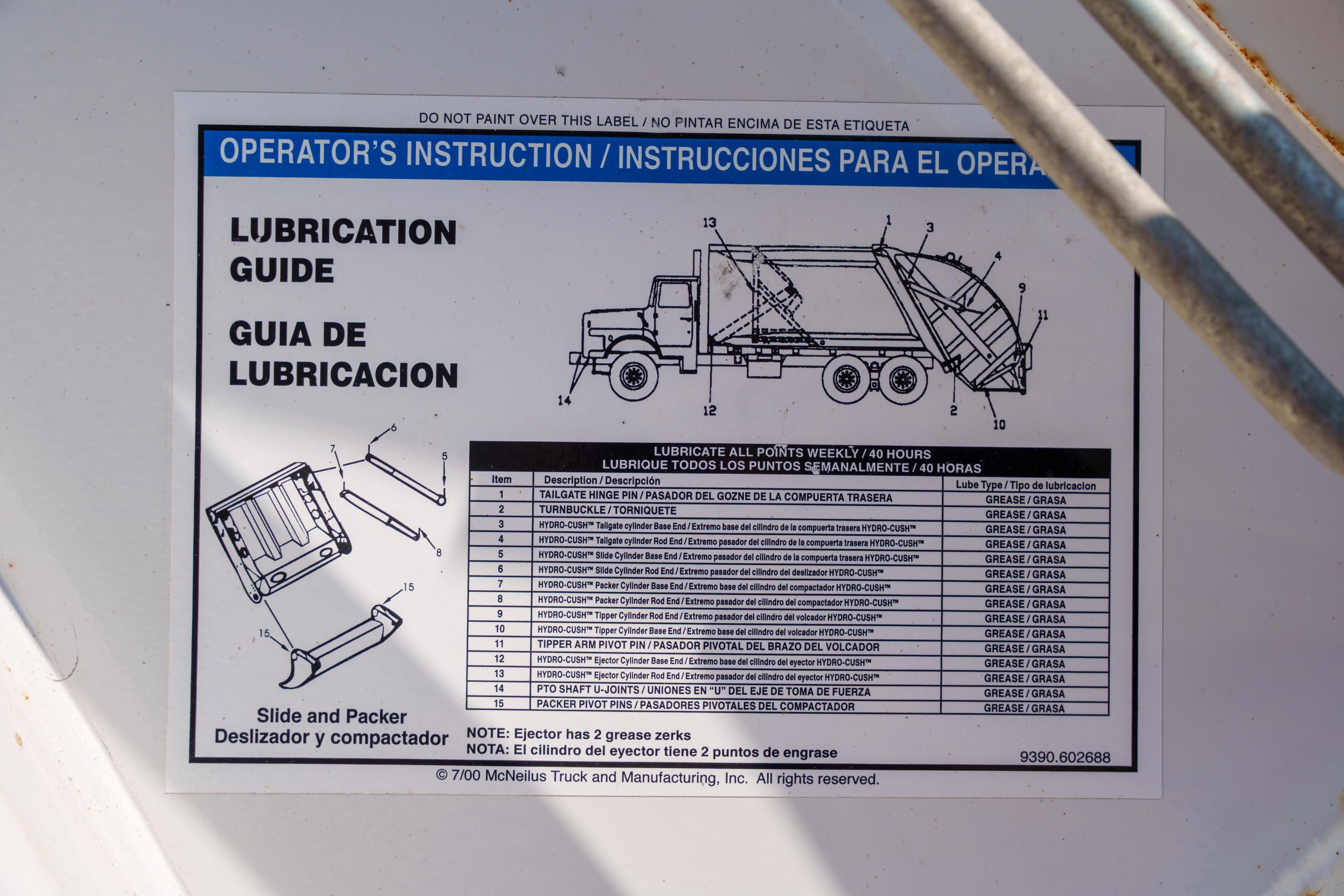 2020 Freightliner McNeilus Rear Loader - image 24