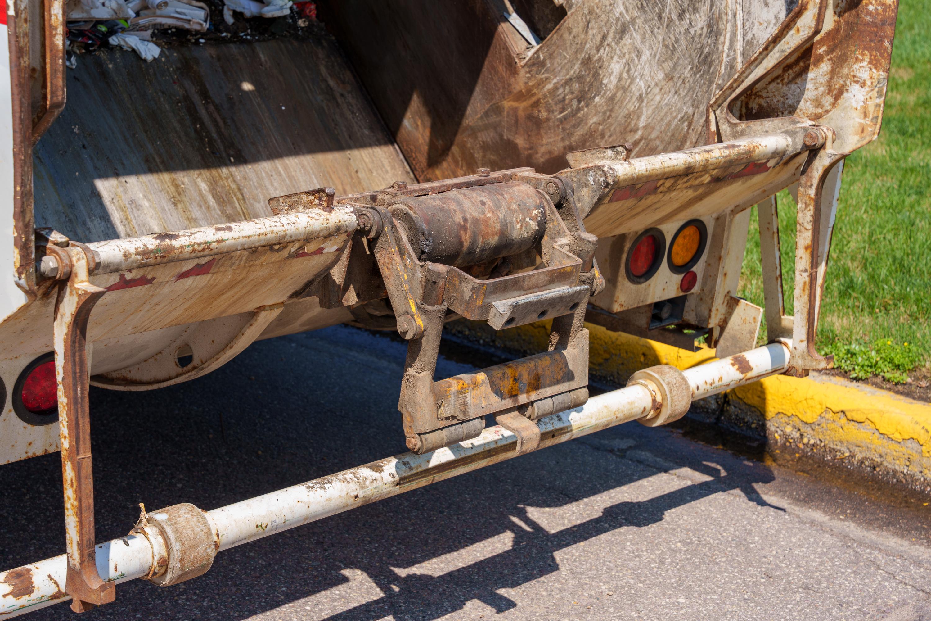 2020 Freightliner McNeilus Rear Loader - image 14