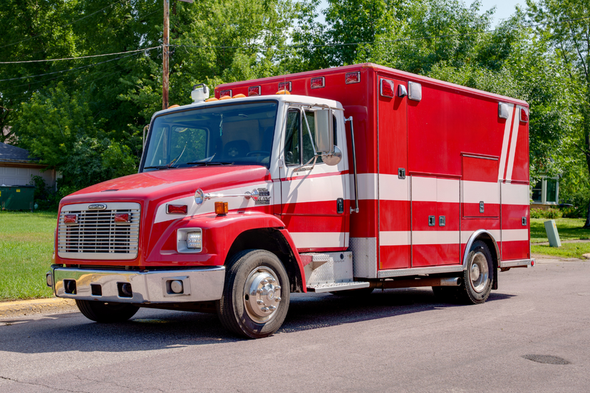 2001 Wheeled Coach Freightliner Squad