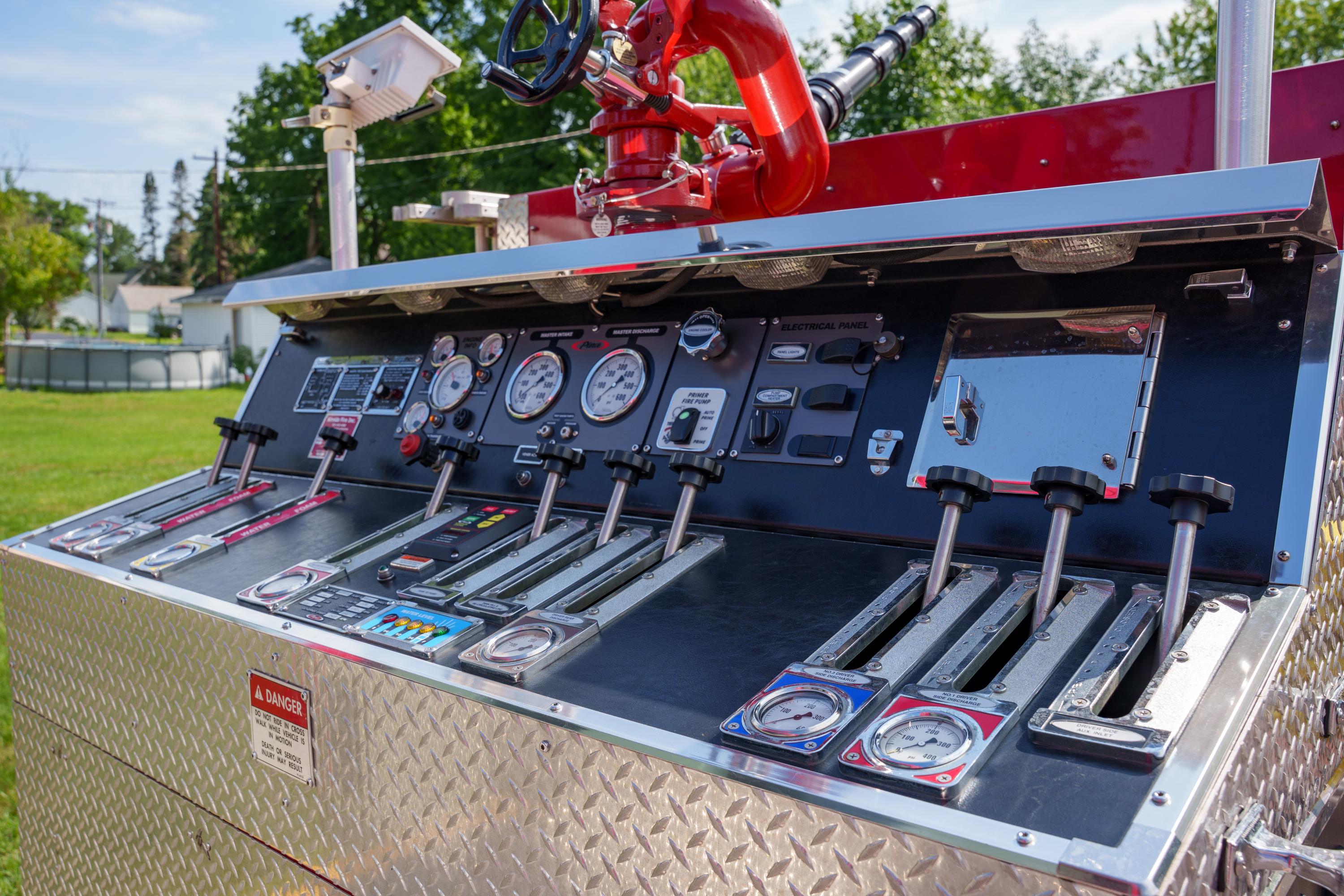 2005 Pierce International Pumper - image 24