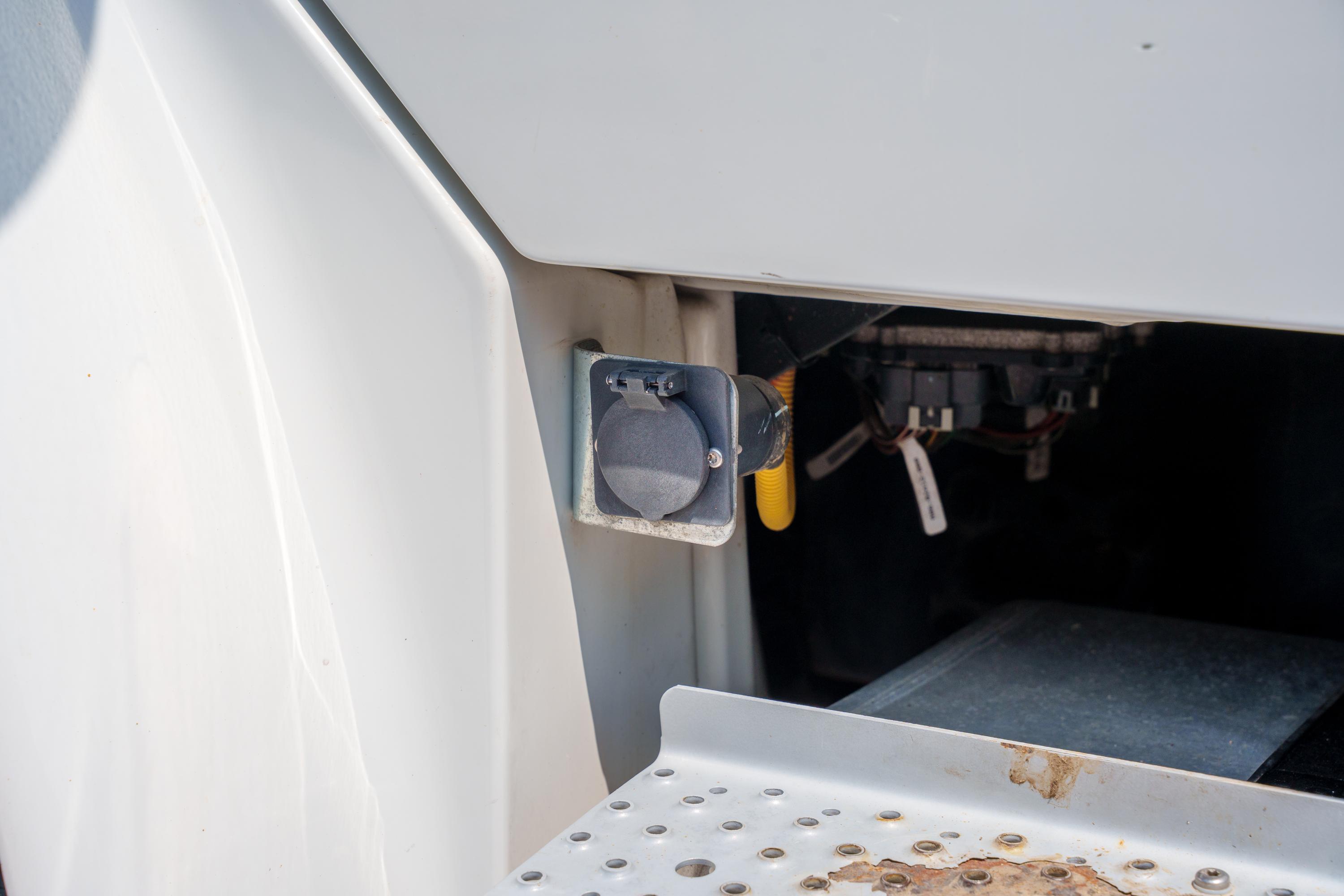 2020 Freightliner McNeilus Rear Loader - image 51