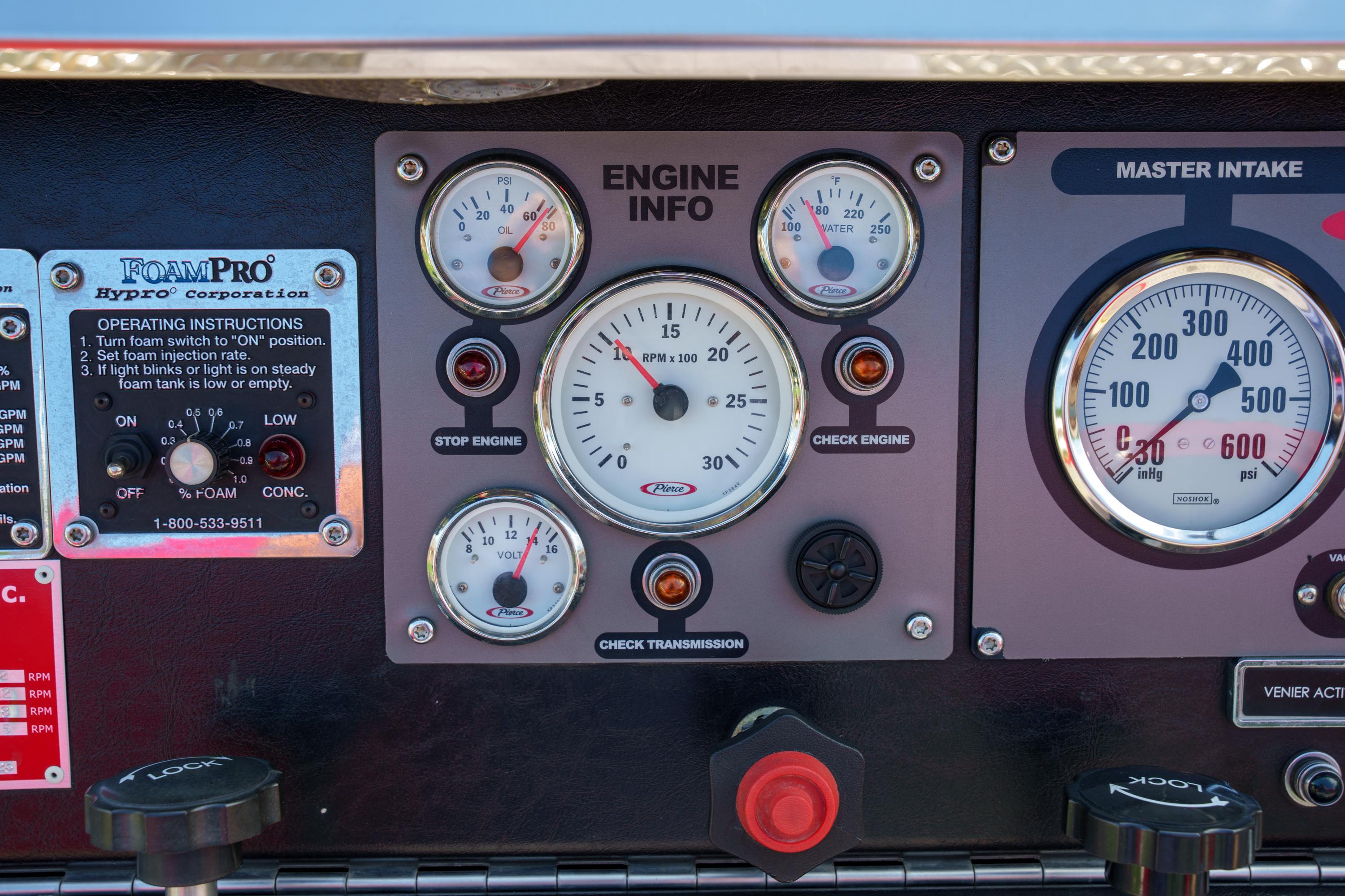 2005 Pierce International Pumper - image 30