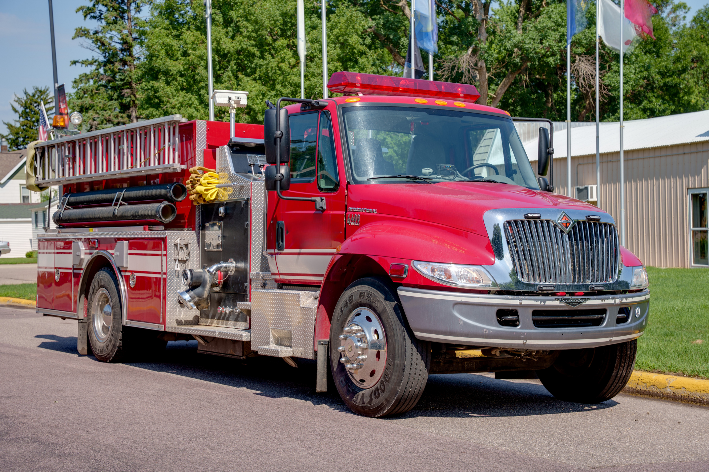 2005 Pierce International Pumper - image 1