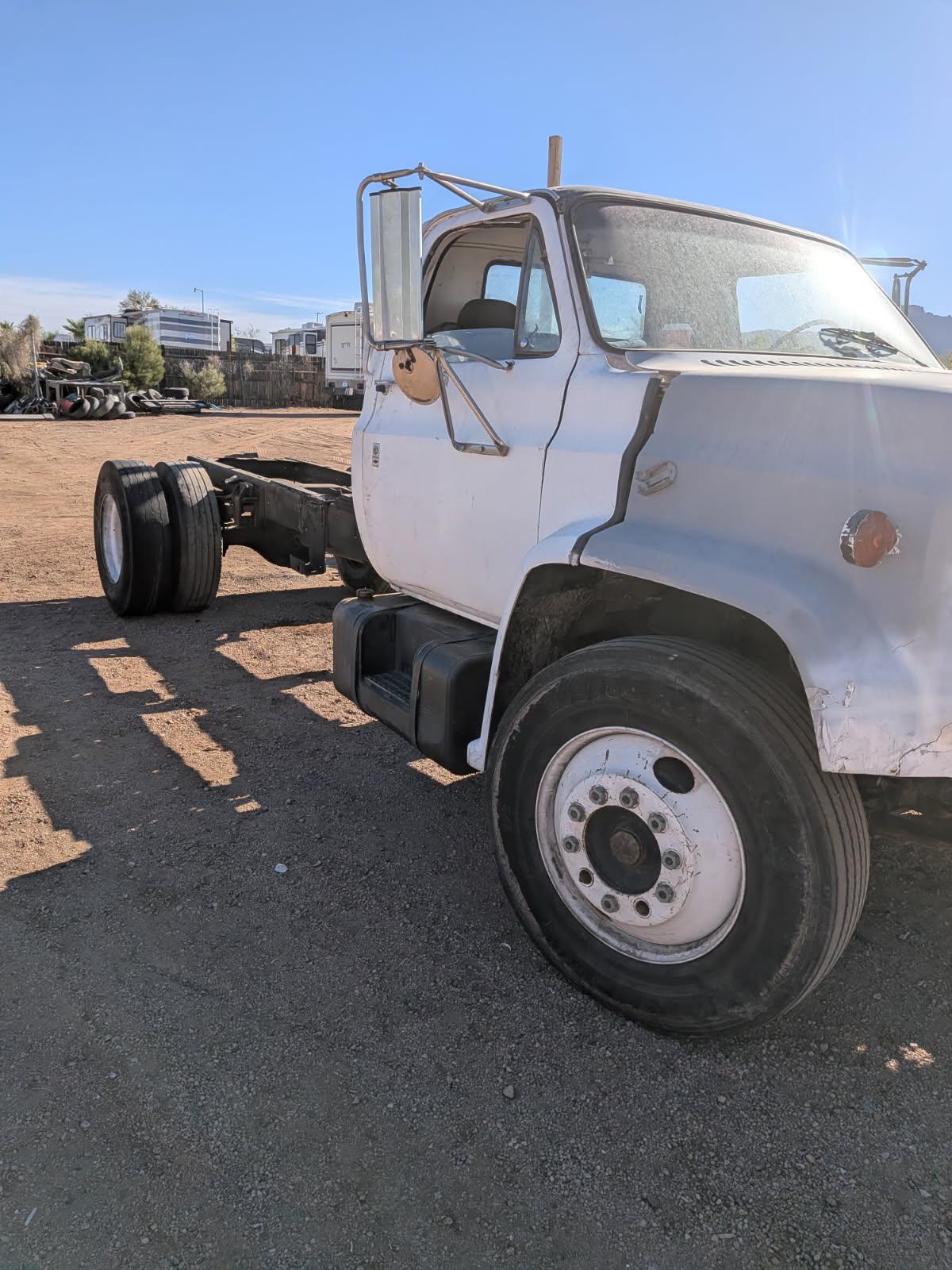 1982 Chevrolet C65 Cab and Chassis - image 1