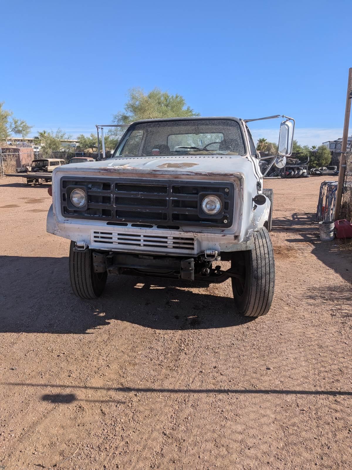 1982 Chevrolet C65 Cab and Chassis - image 3