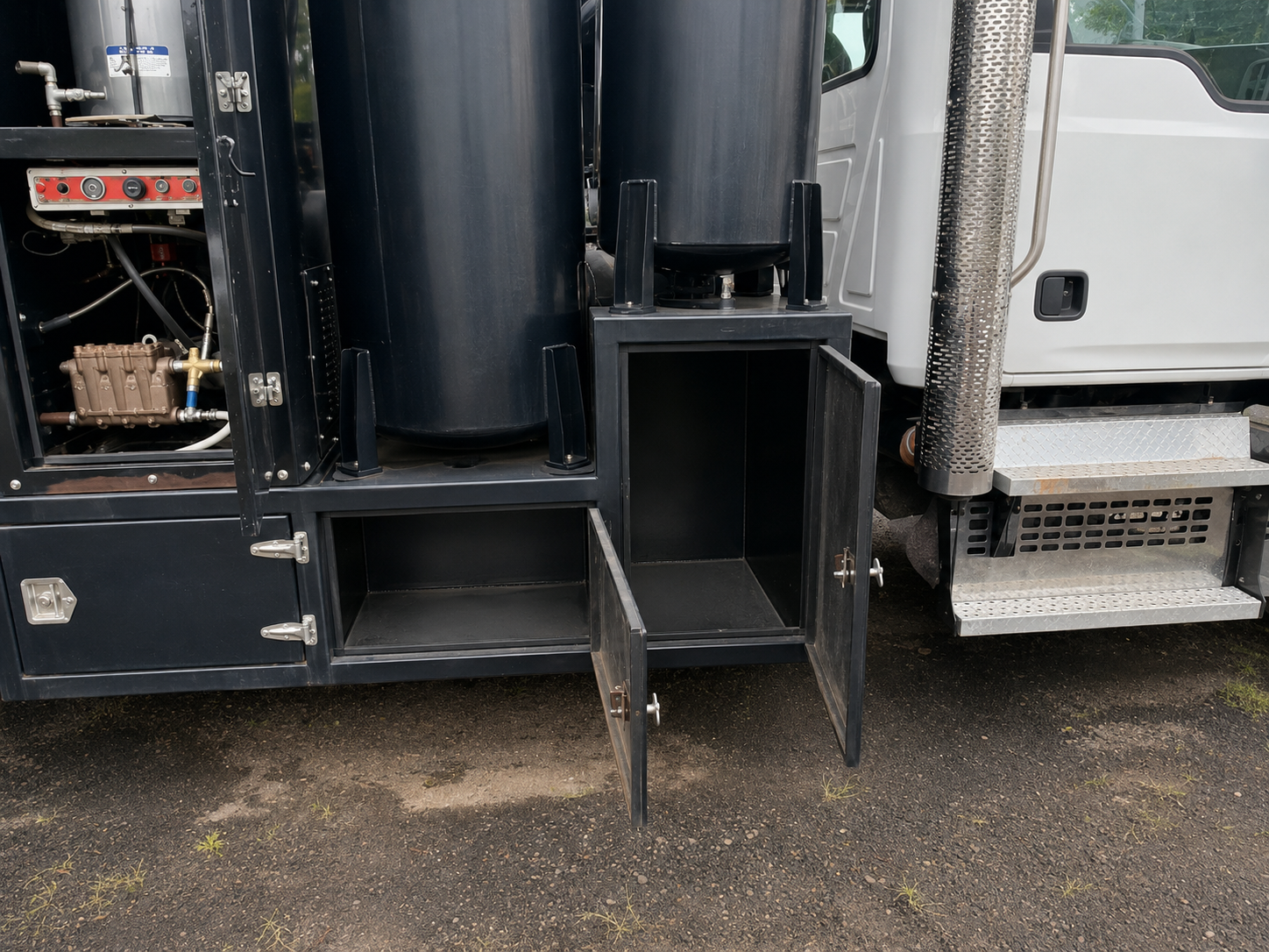 2022 Mack Vermeer Hydrovac - image 12