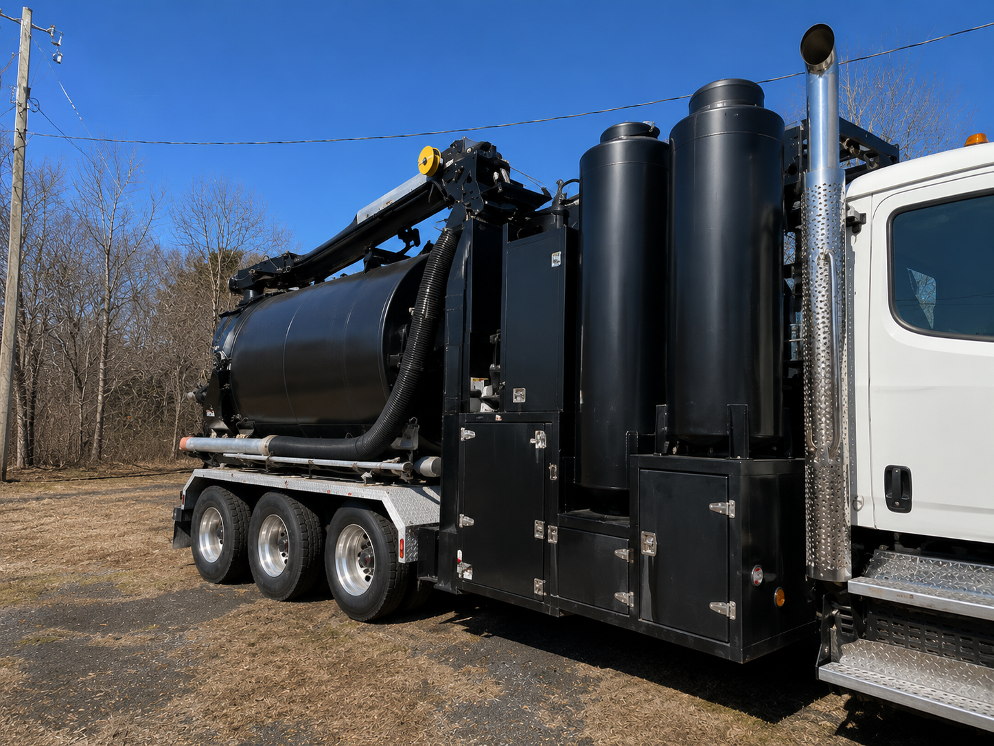 2022 Mack Vermeer Hydrovac - image 9