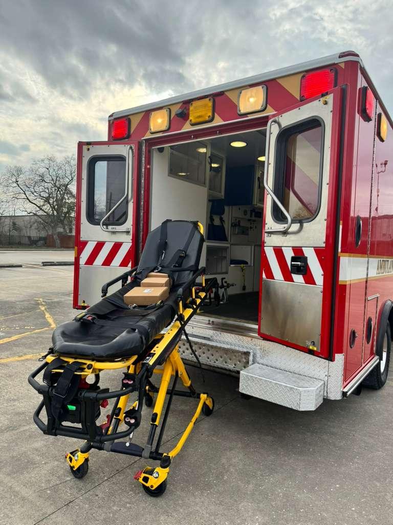 2011 Wheeled Coach Chevrolet Type III Ambulance - image 24