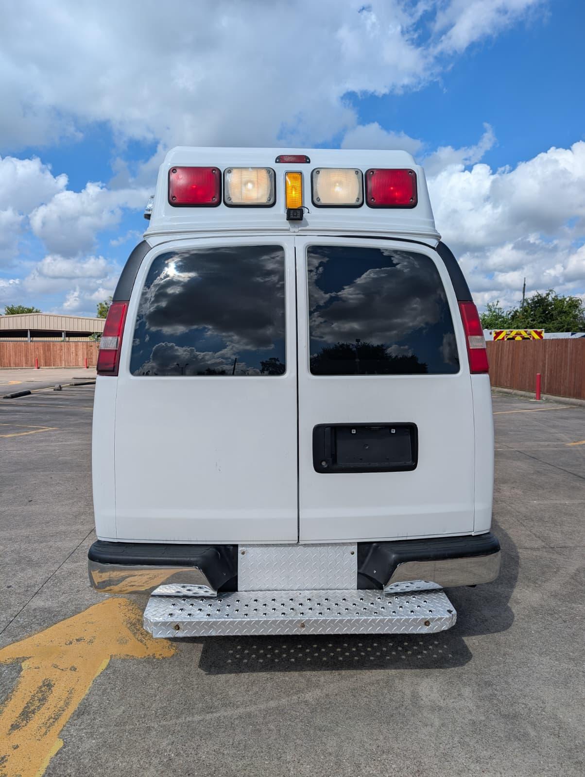 2012 Wheeled Coach Chevrolet Type II Ambulance - image 4