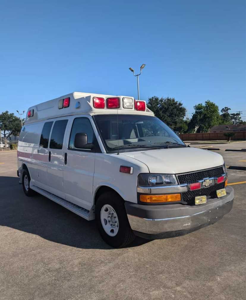 2012 Wheeled Coach Chevrolet Type II Ambulance — photo 6