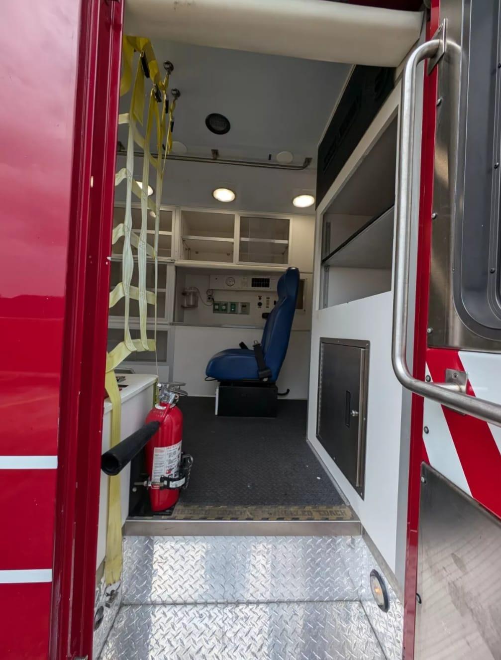 2011 Wheeled Coach Ford Type I Ambulance - image 19