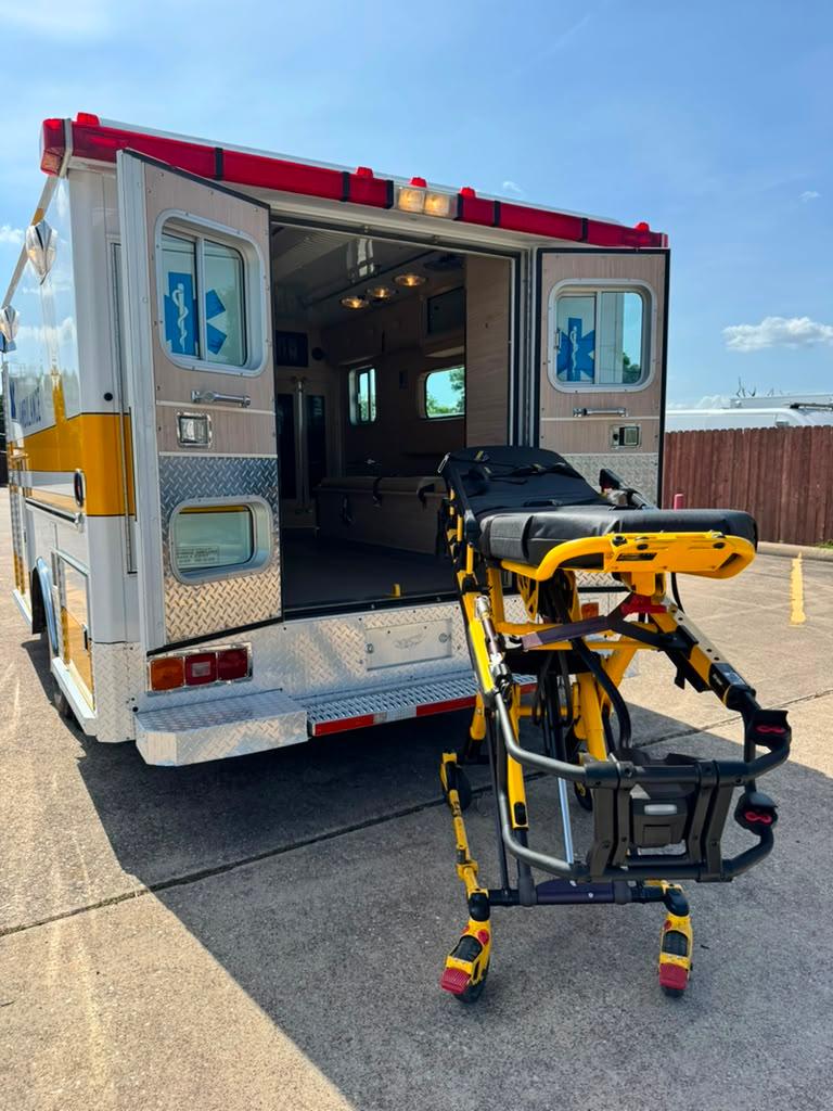 2003 Ford Type III Ambulance - image 21