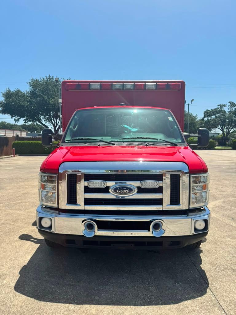 2012 Ford Type III Ambulance - image 8