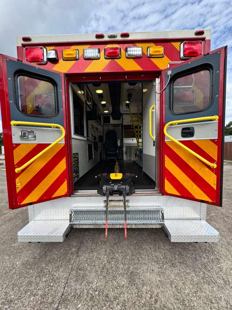2013 Ford Type I Ambulance - image 9