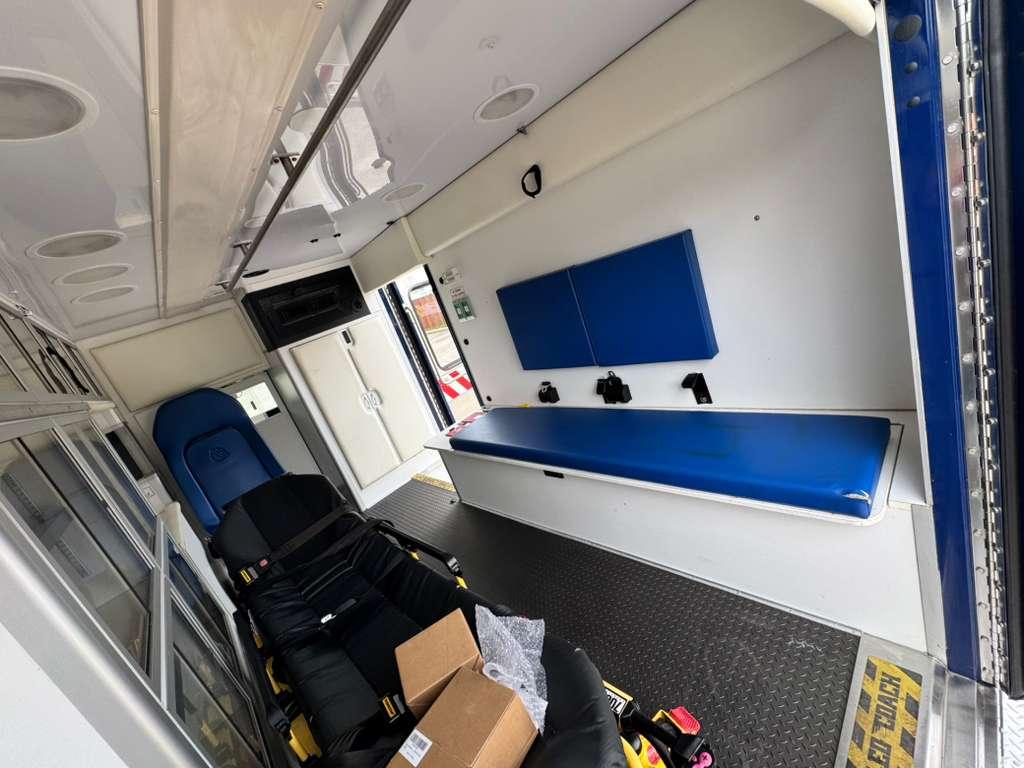 2015 Wheeled Coach Chevrolet Type III Ambulance - image 26