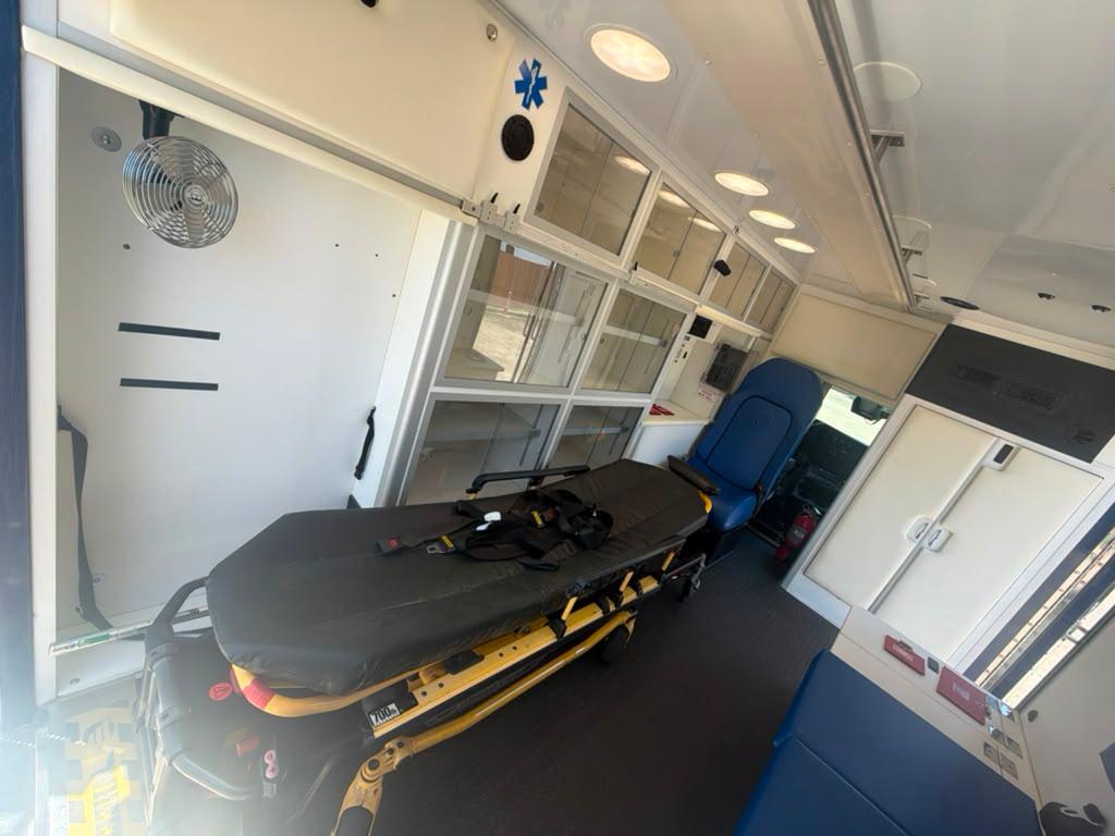 2015 Wheeled Coach Chevrolet Type III Ambulance - image 22