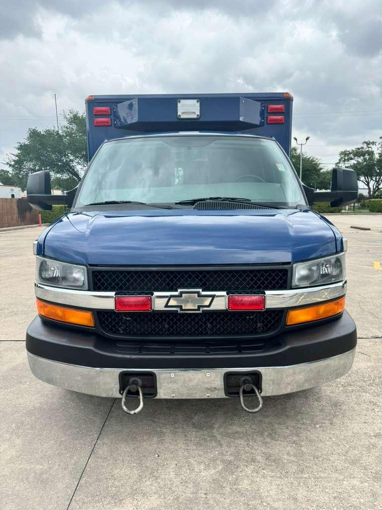 2015 Wheeled Coach Chevrolet Type III Ambulance - image 8
