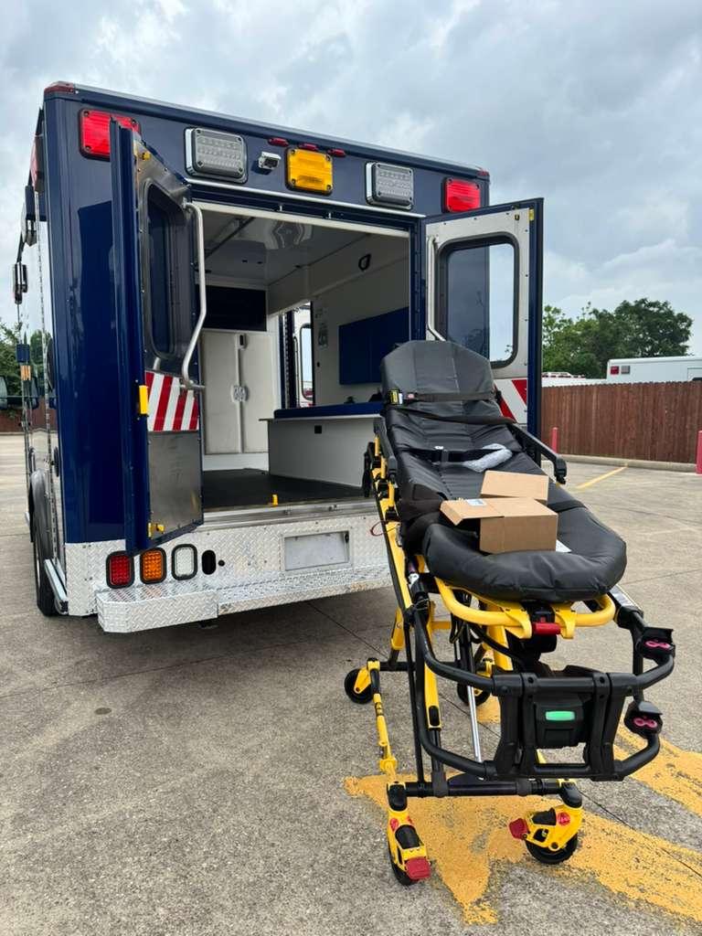 2015 Wheeled Coach Chevrolet Type III Ambulance - image 28