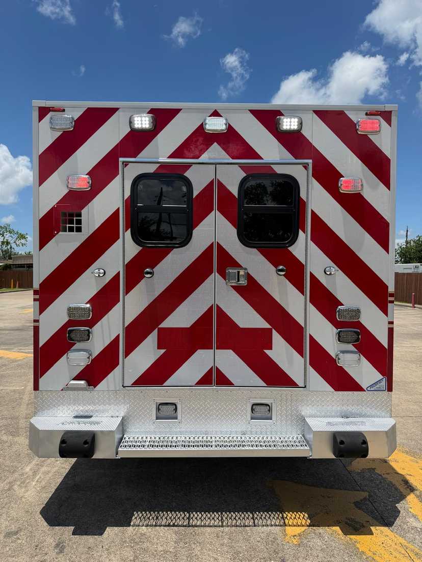 2015 Frazer Ford Type I Ambulance — photo 4