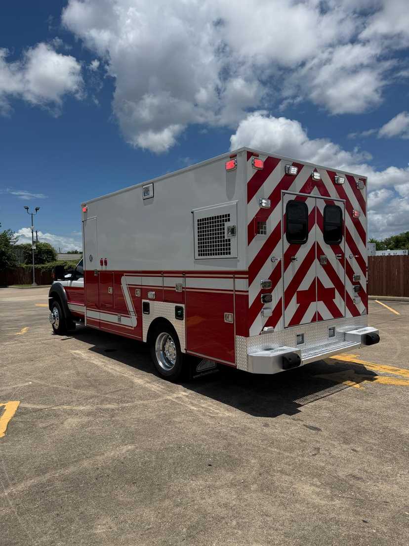 2015 Frazer Ford Type I Ambulance — photo 3