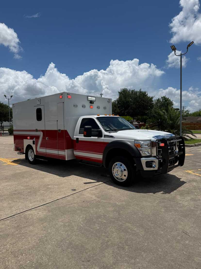 2015 Frazer Ford Type I Ambulance — photo 7
