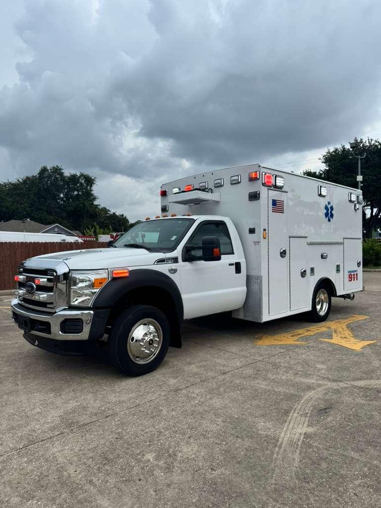 2016 Braun Ford Type I Ambulance - image 1
