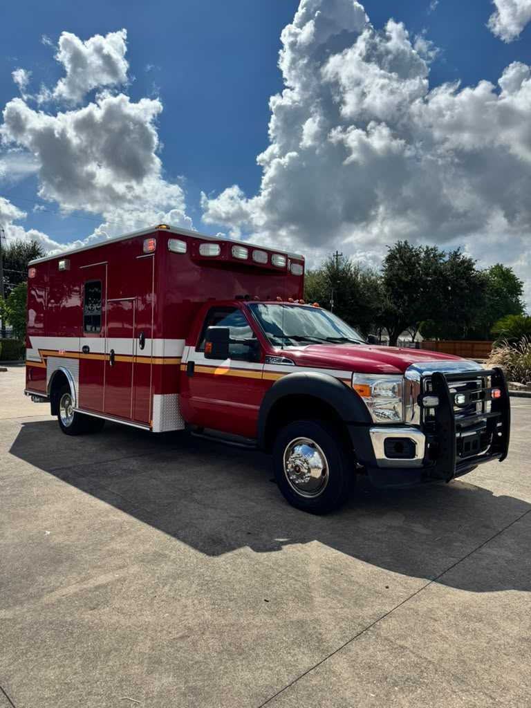 2016 REV Ford Type I Ambulance