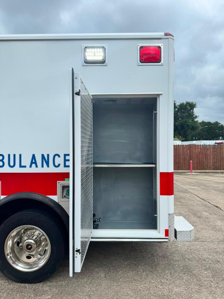 2016 Wheeled Coach Ford Type I Ambulance - image 20