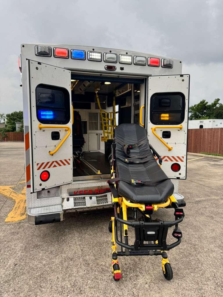 2016 Braun Ford Type I Ambulance - image 32