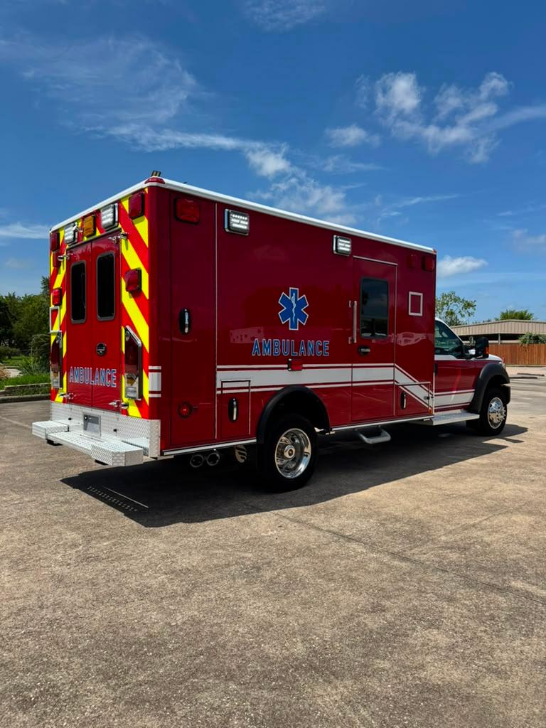 2016 Wheeled Coach Ford Type I Ambulance - image 5