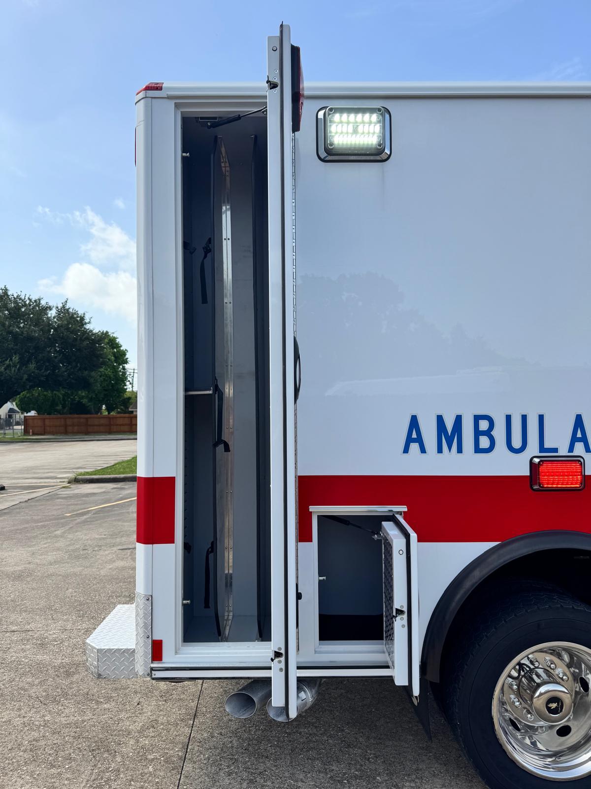 2016 Wheeled Coach Ford Type I Ambulance - image 24