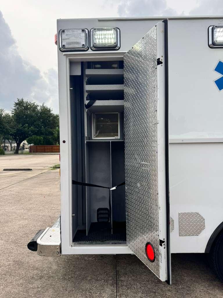 2016 Braun Ford Type I Ambulance - image 22