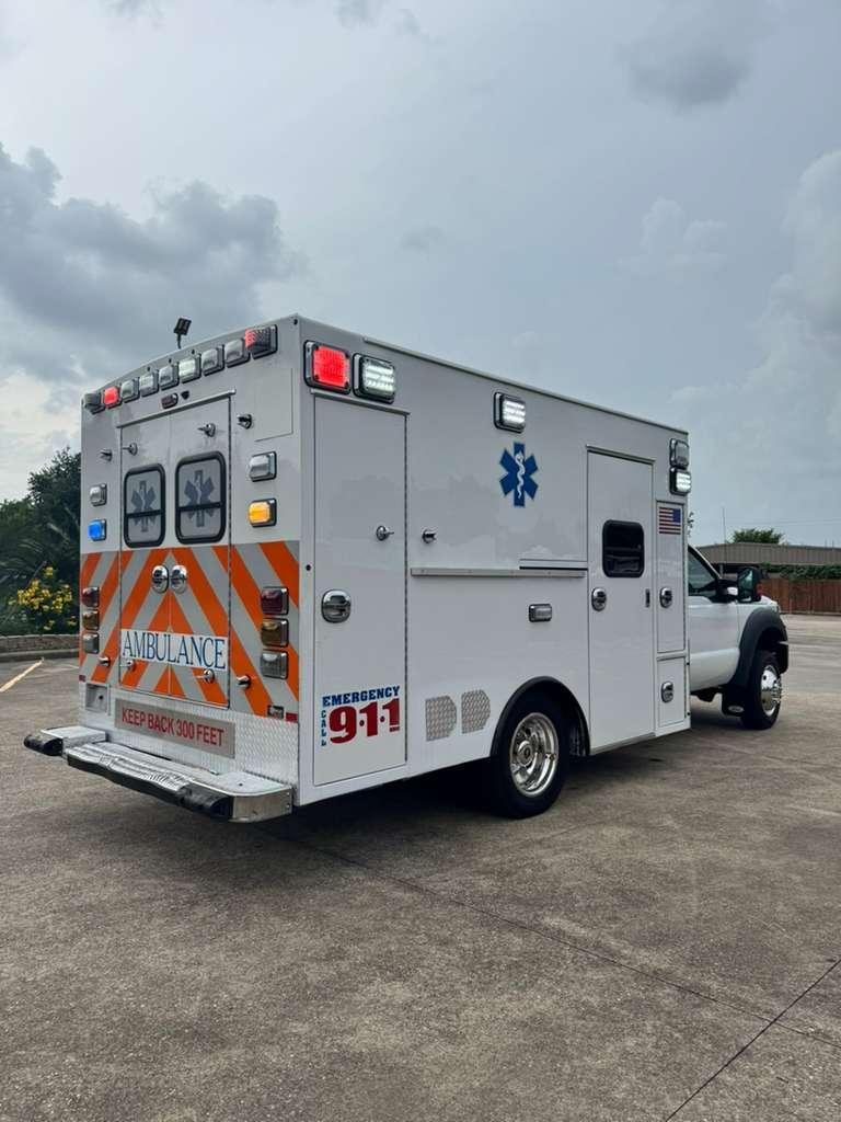 2016 Braun Ford Type I Ambulance - image 5