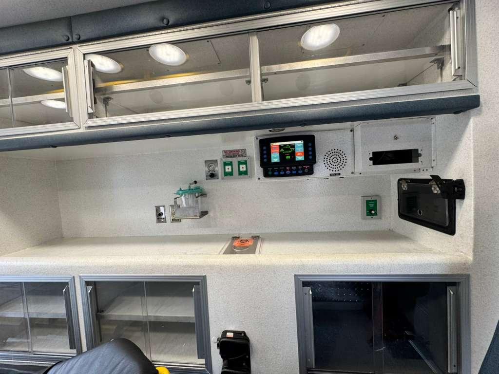 2016 Braun Ford Type I Ambulance - image 23