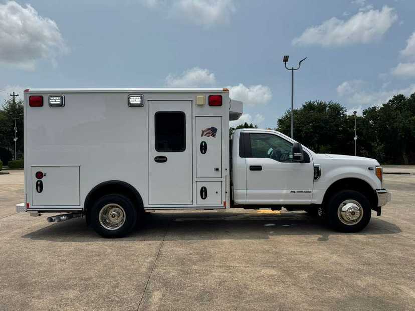 2017 Wheeled Coach Ford 4x4 Type I Ambulance — photo 6
