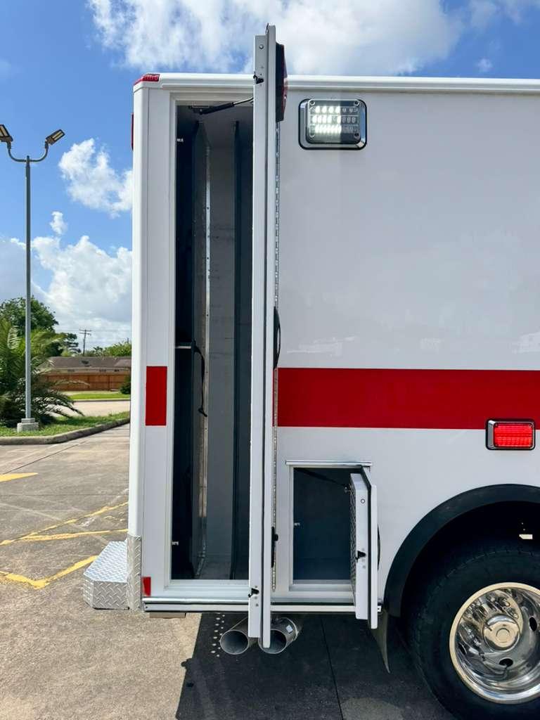 2017 Wheeled Coach Ford Type I Ambulance - image 6