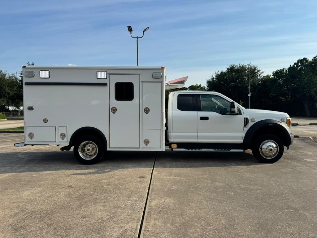 2017 Wheeled Coach Ford 4x4 Type I Ambulance - image 5