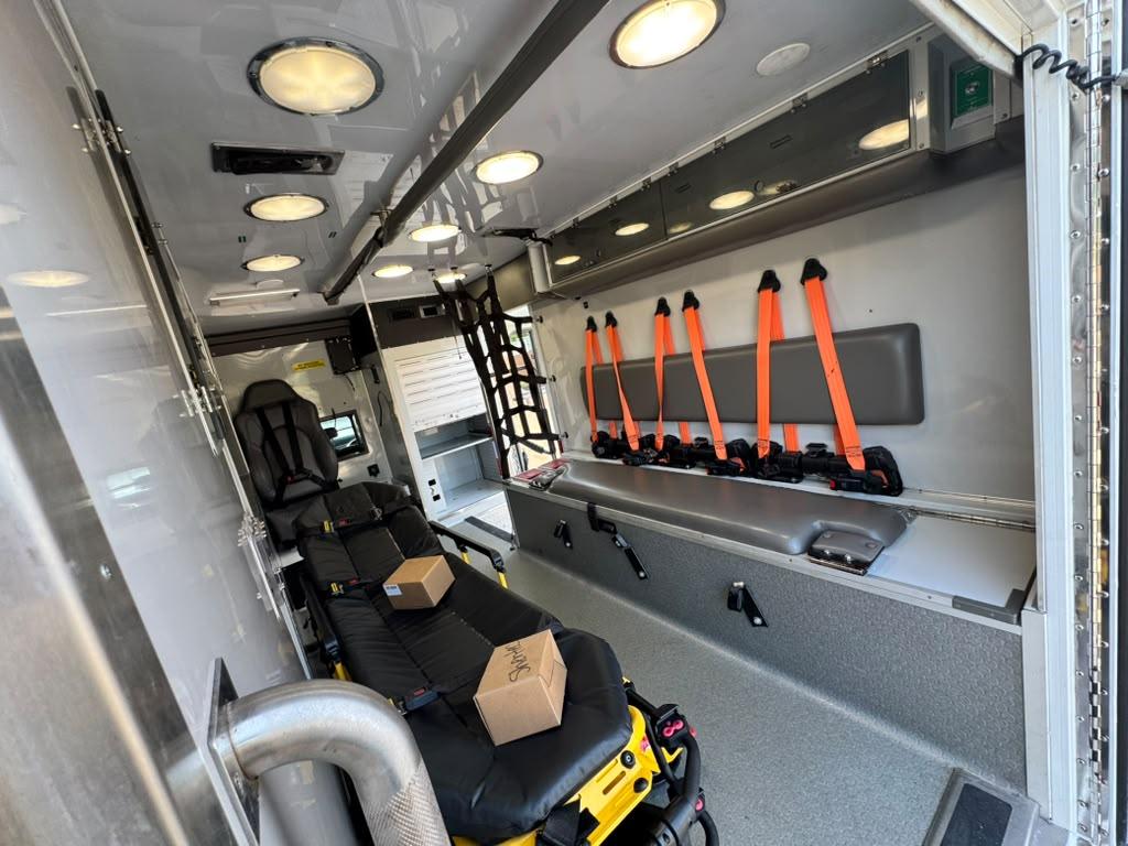 2017 Wheeled Coach Ford 4x4 Type I Ambulance - image 15