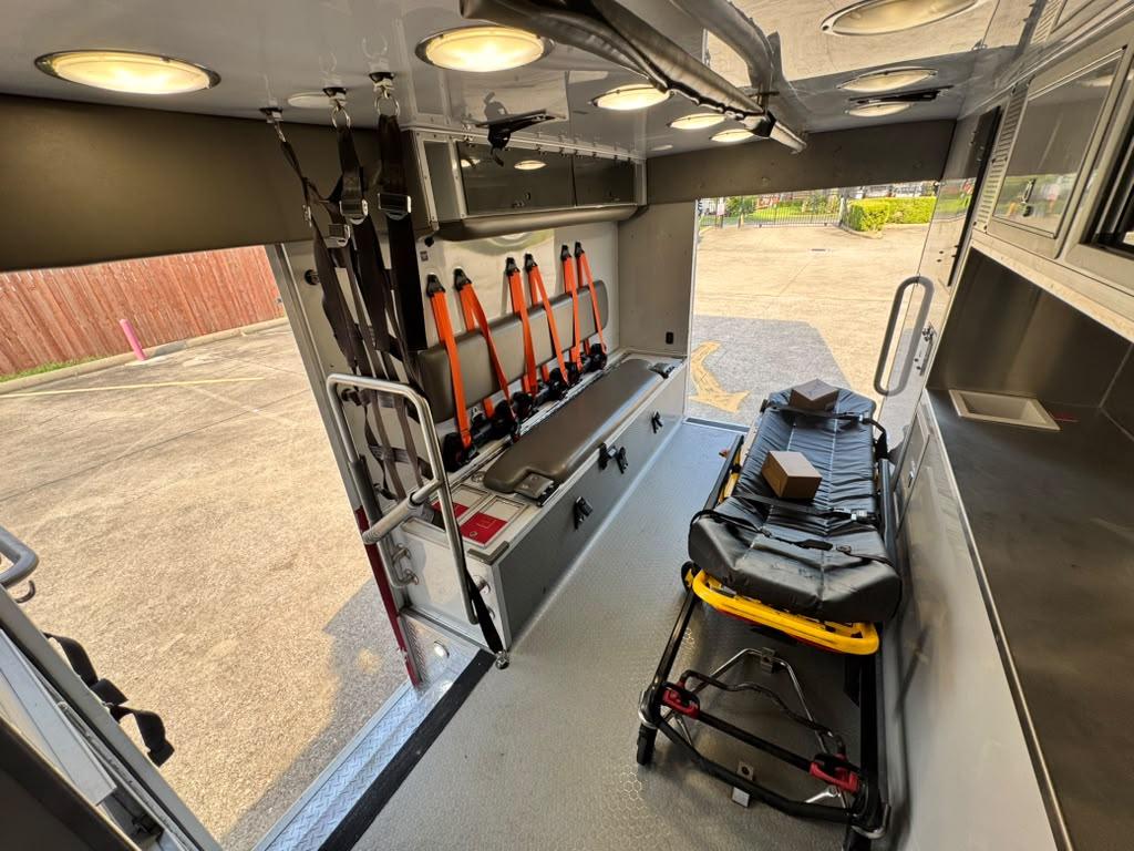 2017 Wheeled Coach Ford 4x4 Type I Ambulance - image 19