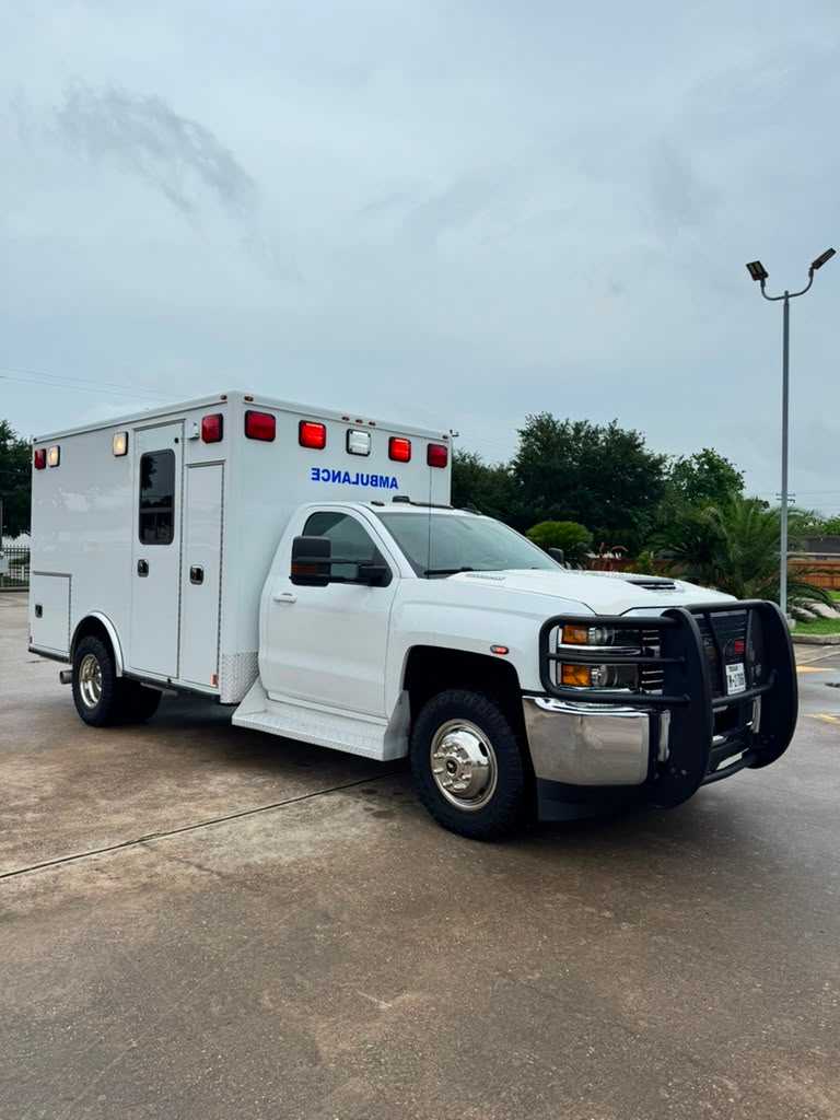 2019 Wheeled Coach Chevrolet 4x4 Type I Ambulance — photo 7