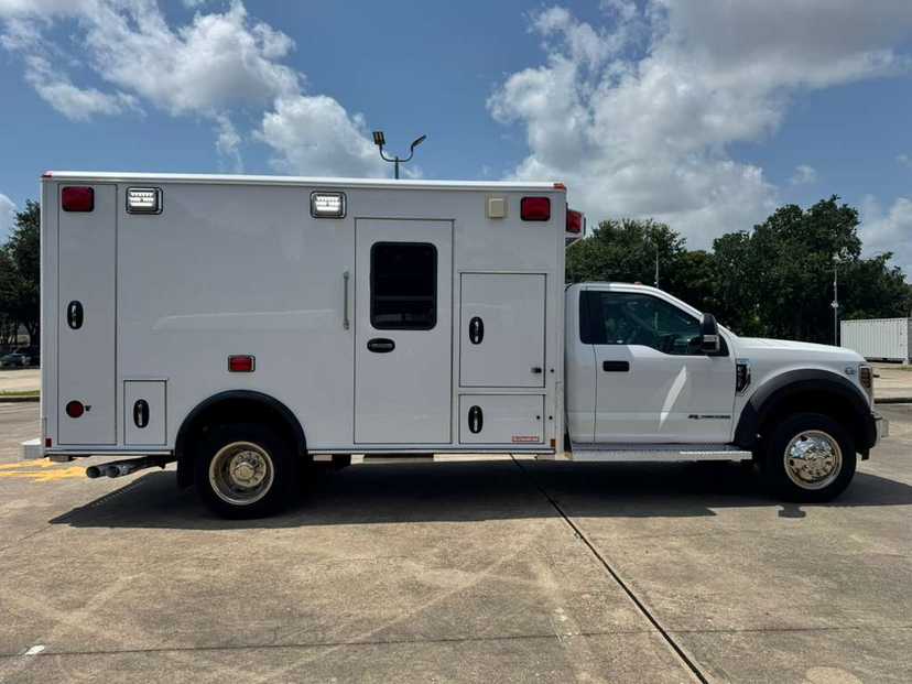 2018 Wheeled Coach Ford Type I Ambulance — photo 6