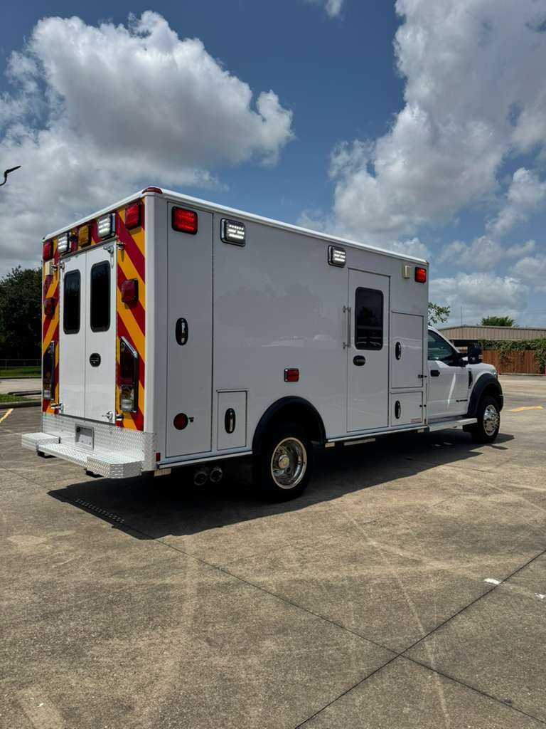 2018 Wheeled Coach Ford Type I Ambulance — photo 5